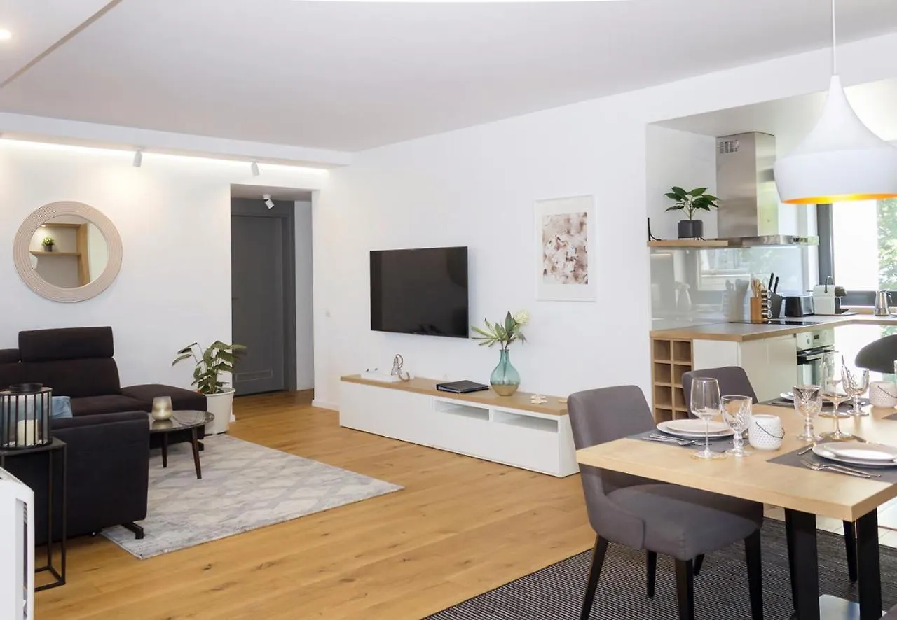 Sea&City Deluxe Apartment - Top Center Varna By Flat Mаnager Bulgaria