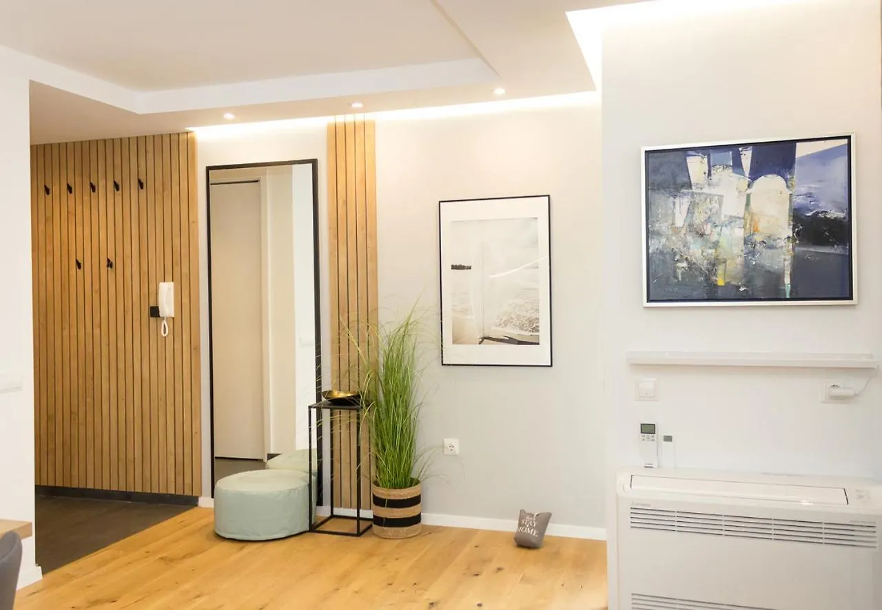 Sea&City Deluxe Apartment - Top Center Varna By Flat Mаnager